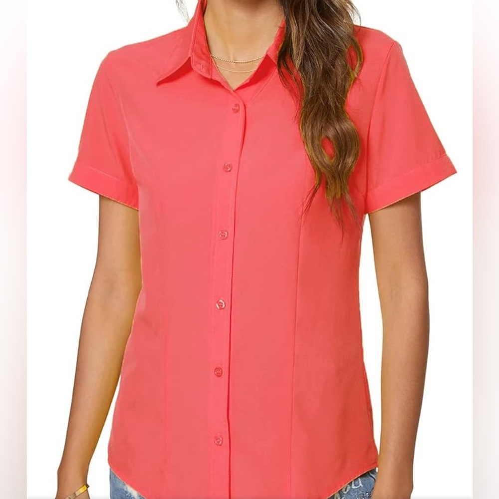 Women’s Atnlewhi Basic Button Down